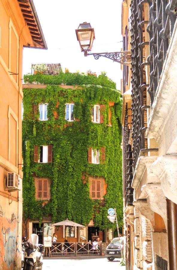 Casa Del Moro - Romantic Loft In Trastevere Luaran gambar