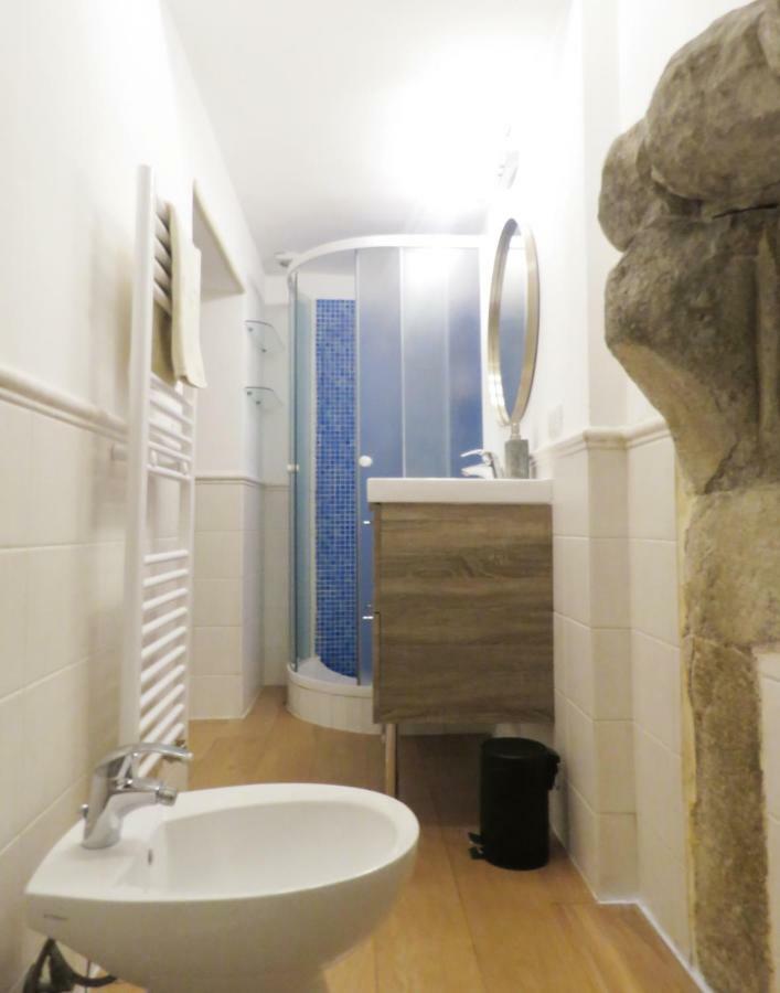 Casa Del Moro - Romantic Loft In Trastevere Luaran gambar